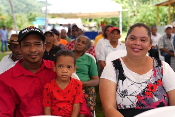 habitantes-de-Arroyo-Santiago